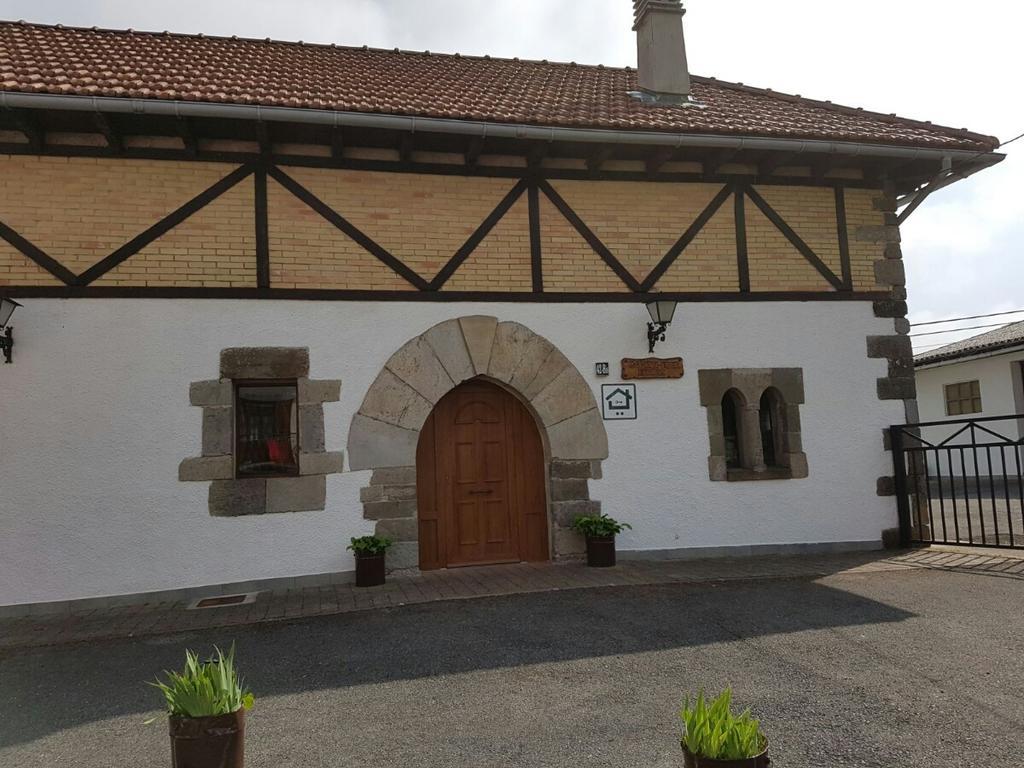 Casa Rural Oihan - Eder Apartment Espinal-Auzperri Exterior photo